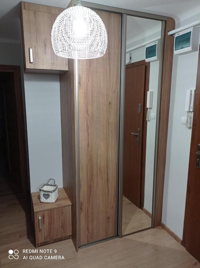 Apartament Na Parterze Сталёва-Воля Экстерьер фото
